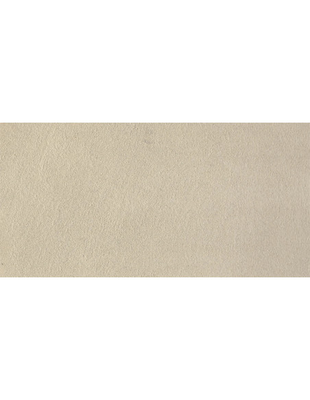 Vzorek mikrocementové betonové stěrky v odstínu Travertine (světlá přírodní béžová)